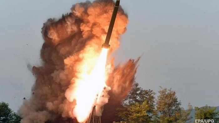Северная Корея запустила неопознанные снаряды