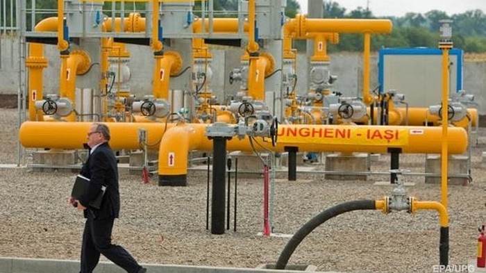 Кабмин поручил поставлять реверсный газ в Молдову без участия Газпрома