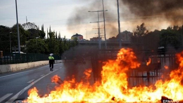 Новые столкновения в Барселоне: пострадали 80 человек