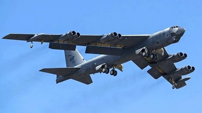 Американские B-52 устроили бомбометания у границ РФ