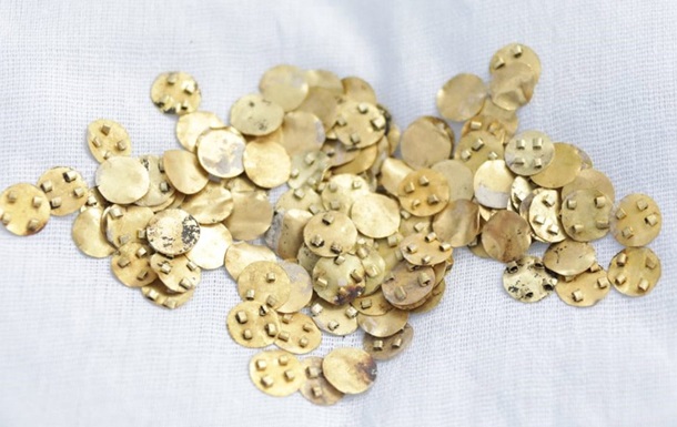 В Казахстане археологи обнаружили более 3 тысяч древних золотых изделий