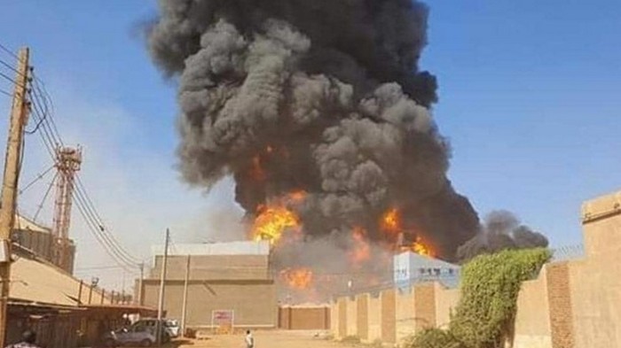 В Судане при пожаре на фабрике погибли 24 человека
