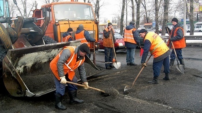 В Украине будут строить дороги из промышленных отходов