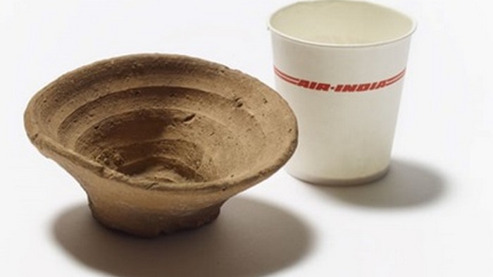 В Британском музее выставят первую в мире одноразовую посуду