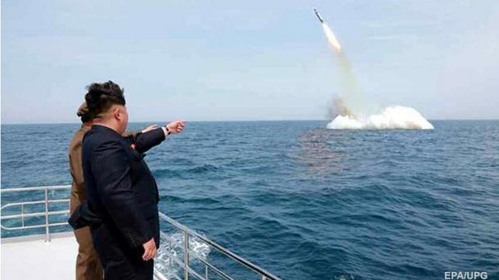 В КНДР обнаружили подлодку, с которой могут быть запущены ракеты