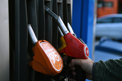 Сдерживание цен на бензин обойдется в миллиарды рублей