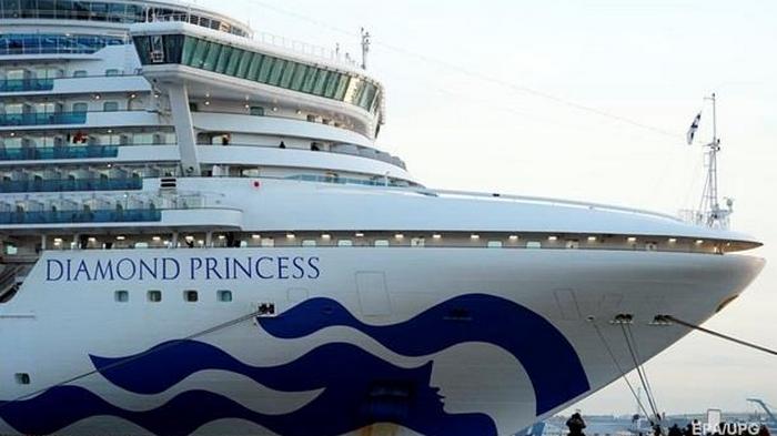 На лайнере Diamond Princess коронавирус выявили еще у 60 человек