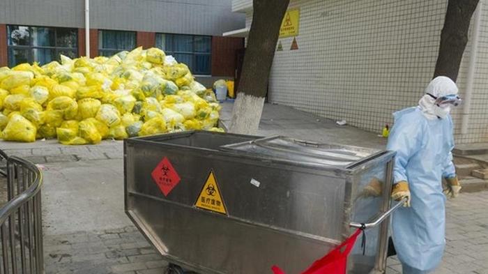 Китайцы показали, как утилизируют отходы в Ухане (фото)